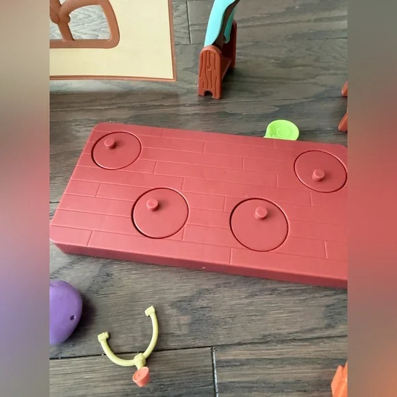 Disney Bluey School Friends figures playset Calypso playground lunch box stage - Picture 14 of 16